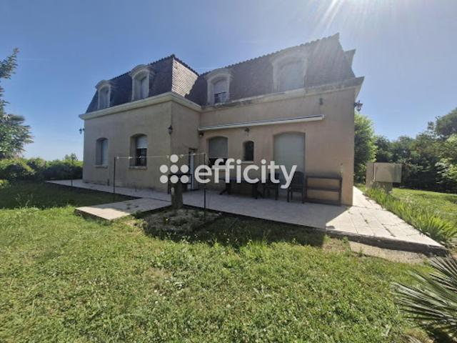 Vente Maison 11 pièces 245 m2 Cambes