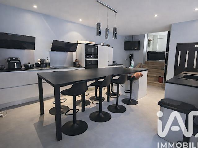 Vente Maison 11 pièces 250 m2 Ablis