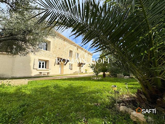Vente Maison 11 pièces 250 m2 Garrigues Sainte Eulalie