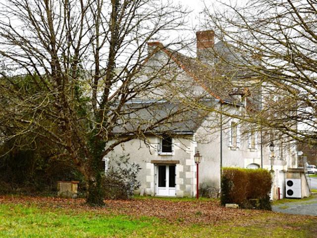 Vente Maison 11 pièces 259 m2 Le Grand Pressigny
