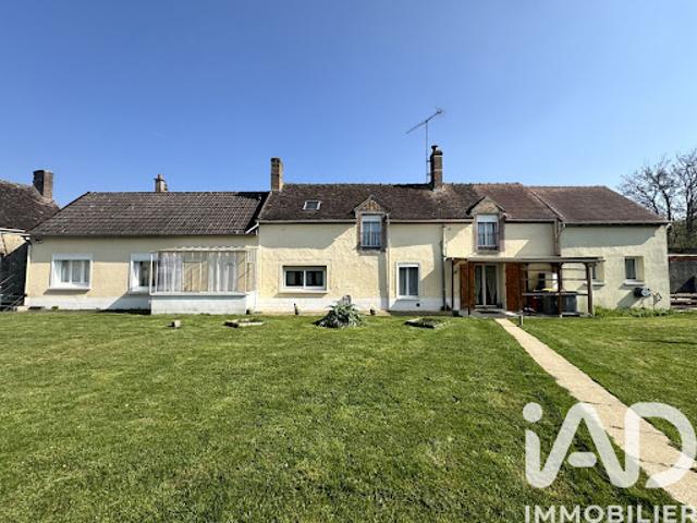 Vente Maison 11 pièces 267 m2 Egreville