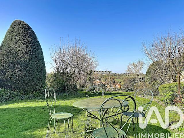 Vente Maison 11 pièces 269 m2 Parthenay