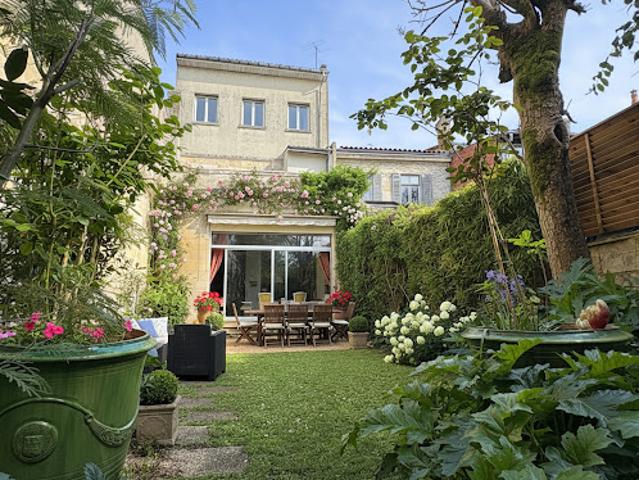 Vente Maison 11 pièces 275 m2 Bordeaux