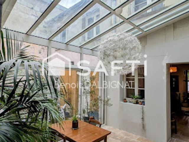 Vente Maison 11 pièces 275 m2 Chinon