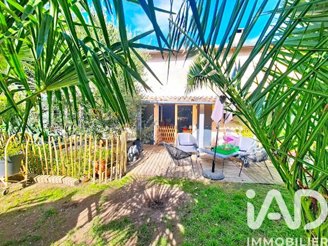 Vente Maison 11 pièces 275 m2 Genouille