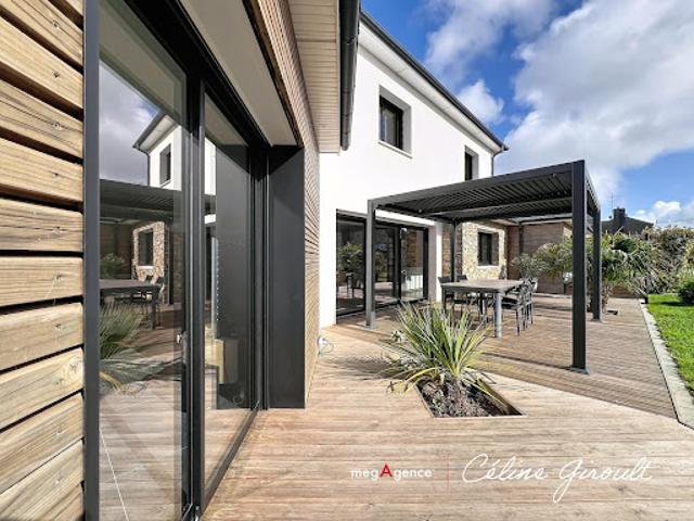 Vente Maison 11 pièces 283 m2 Avranches