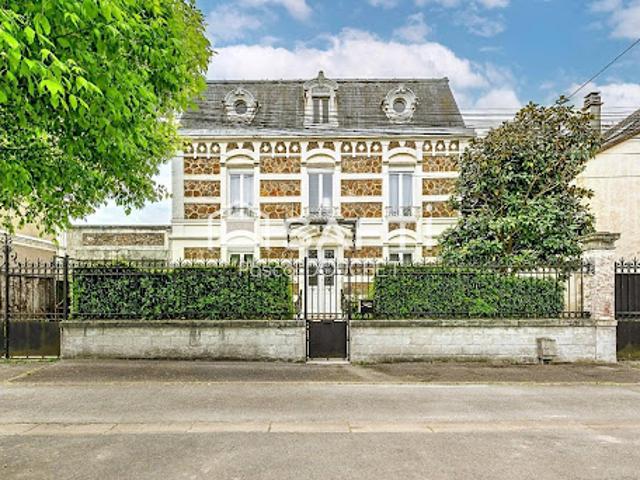Vente Maison 11 pièces 280 m2 Chateau thierry