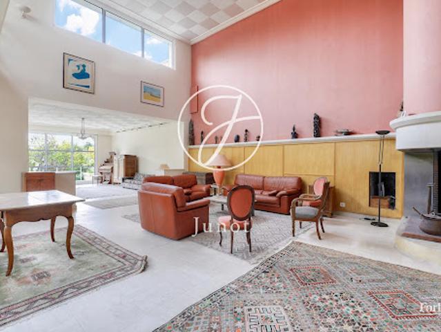 Vente Maison 11 pièces 287.86 m2 La Celle Saint Cloud