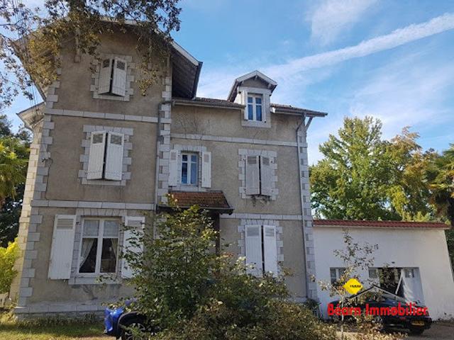 Vente Maison 11 pièces 284 m2 Salies de bearn
