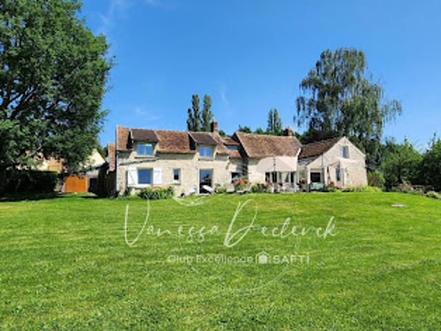Vente Maison 11 pièces 286 m2 Le Val Saint Germain