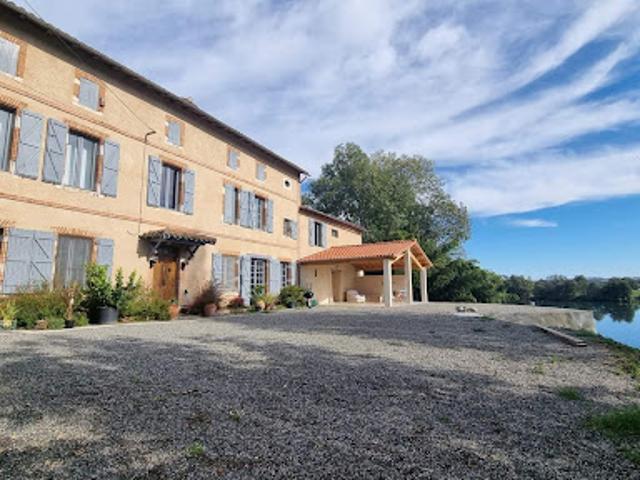 Vente Maison 11 pièces 286 m2 Salles sur Garonne