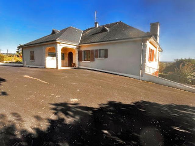 Vente Maison 11 pièces 290 m2 Objat
