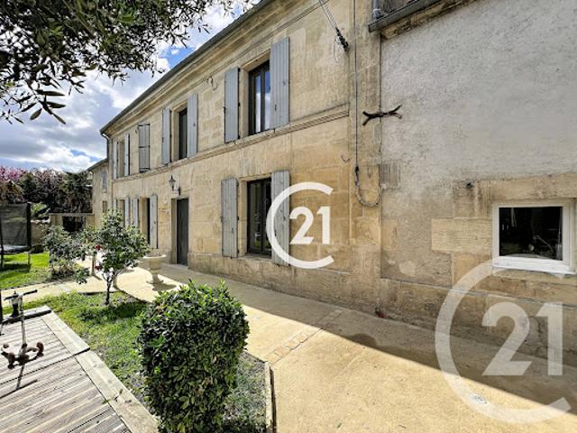 Vente Maison 11 pièces 295 m2 Javrezac