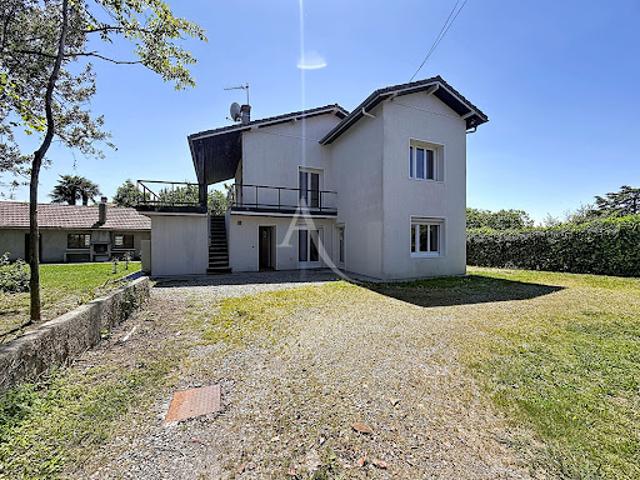 Vente Maison 11 pièces 200 m2 Pau