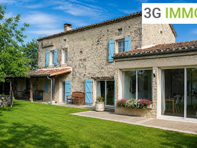 Vente Maison 11 pièces 210 m2 Cieurac