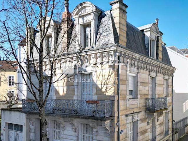 Vente Maison 11 pièces 212 m2 Vichy