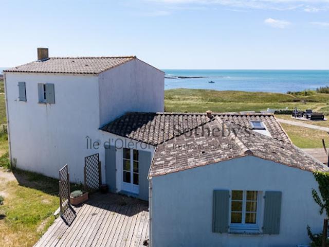Vente Maison 11 pièces 212 m2 Saint Georges d'Oléron