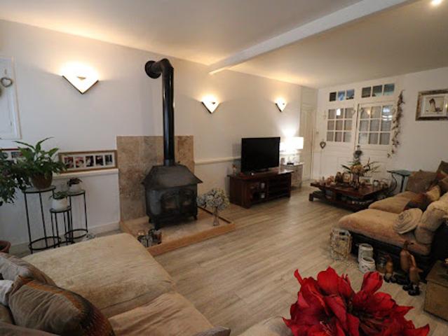 Vente Maison 11 pièces 215 m2 Uzerche