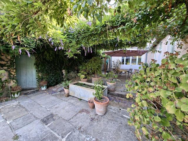 Vente Maison 11 pièces 220 m2 Saint Amand Montrond