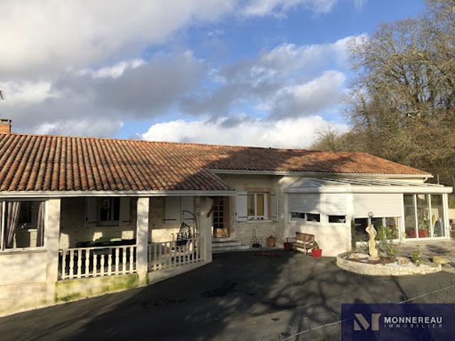 Vente Maison 11 pièces 227 m2 Malaville