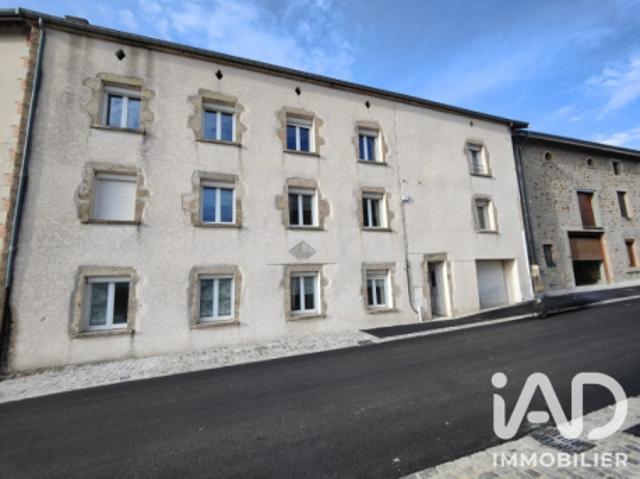 Vente Maison 11 pièces 228 m2 Saint Julien Molhesabate