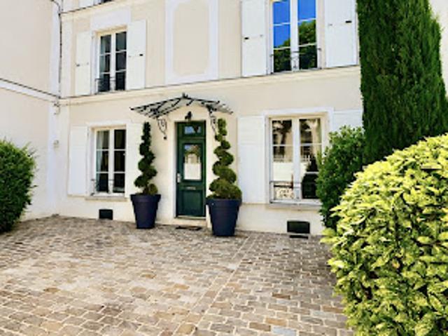 Vente Maison 11 pièces 230 m2 La Ferté sous Jouarre