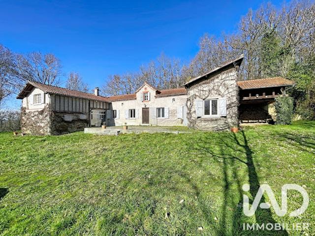 Vente Maison 11 pièces 232 m2 Barbachen