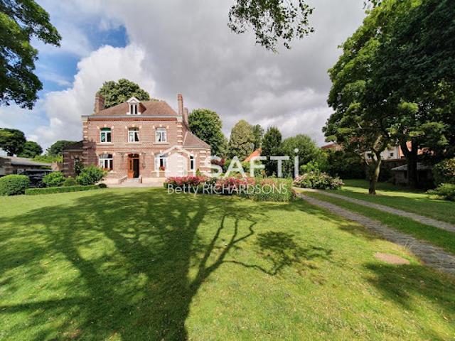 Vente Maison 11 pièces 232 m2 Mericourt