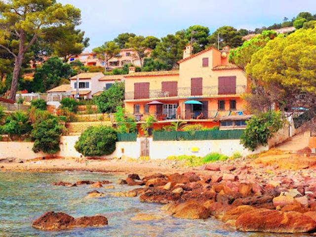 Vente Maison 11 pièces 234 m2 Boulouris