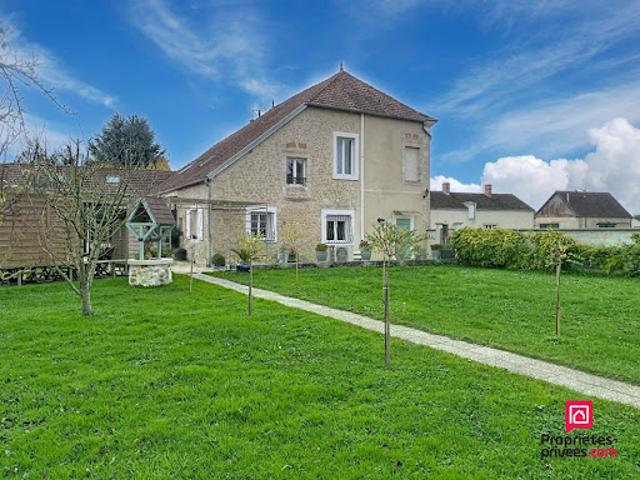 Vente Maison 11 pièces 343 m2 Le Mêle sur Sarthe