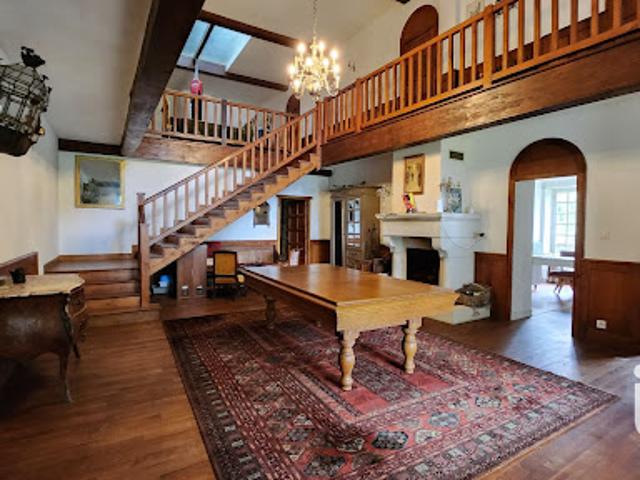 Vente Maison 11 pièces 350 m2 Aïcirits Camou Suhast