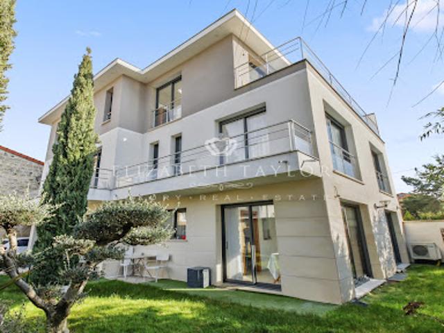 Vente Maison 11 pièces 350 m2 Chatou