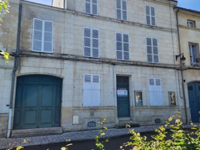 Vente Maison 11 pièces 354 m2 Loches