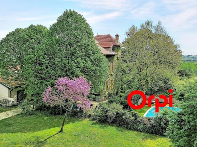 Vente Maison 11 pièces 355 m2 Irigny