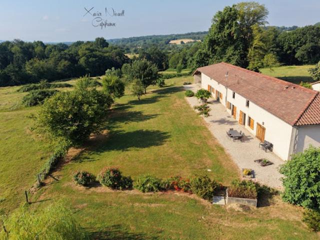 Vente Maison 11 pièces 355 m2 Saint Amour