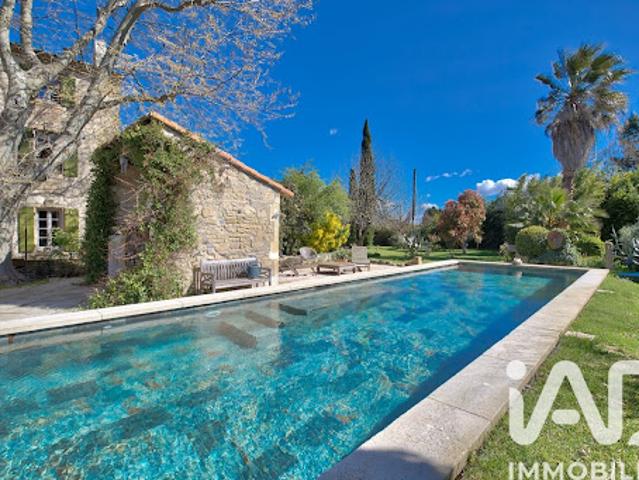 Vente Maison 11 pièces 356 m2 Tarascon