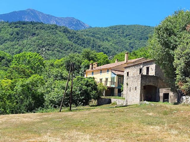 Vente Maison 11 pièces 360 m2 Arles sur Tech