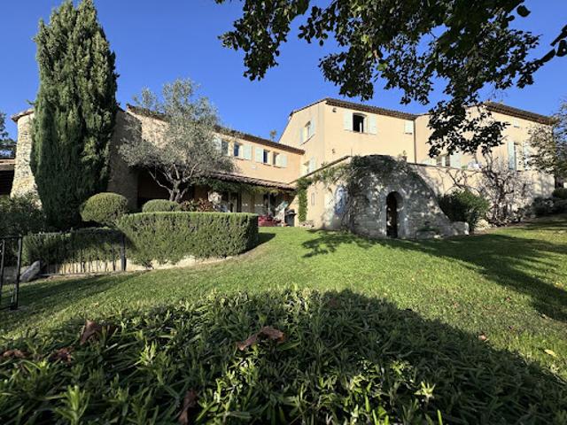 Vente Maison 11 pièces 364 m2 Dieulefit