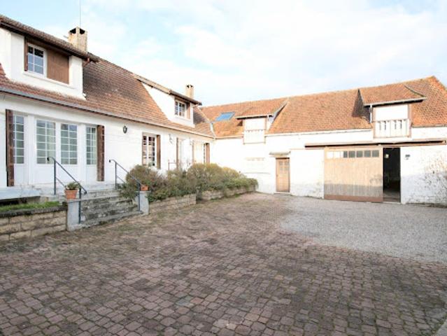 Vente Maison 11 pièces 370.49 m2 Rieux