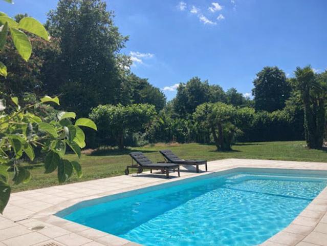 Vente Maison 11 pièces 370 m2 Saint Jean de Marsacq