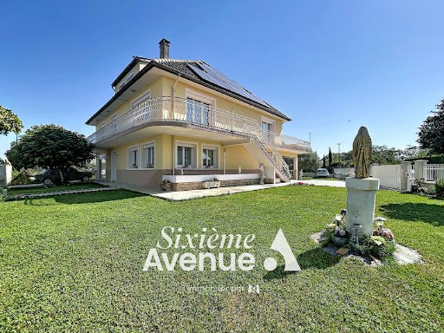 Vente Maison 11 pièces 380.3 m2 Pusignan