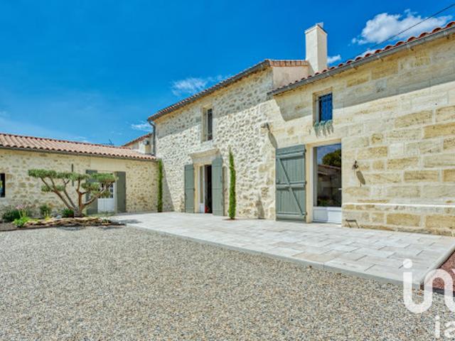 Vente Maison 11 pièces 390 m2 Saint André de Cubzac