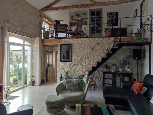 Vente Maison 11 pièces 300 m2 Esclauzels