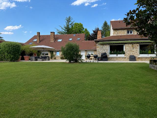 Vente Maison 11 pièces 300 m2 Evry Grégy sur Yerre