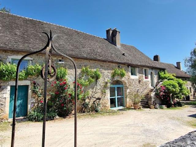 Vente Maison 11 pièces 300 m2 Givry