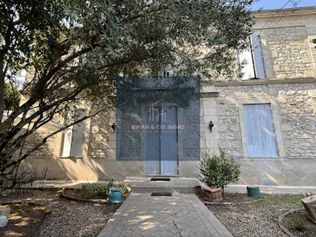 Vente Maison 11 pièces 311 m2 Vélines