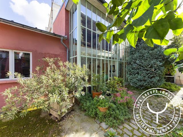 Vente Maison 11 pièces 320 m2 Ivry sur Seine