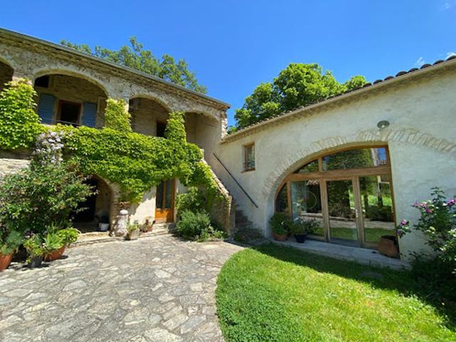 Vente Maison 11 pièces 330 m2 Marsanne