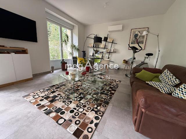 Vente Maison 11 pièces 335 m2 Etigny