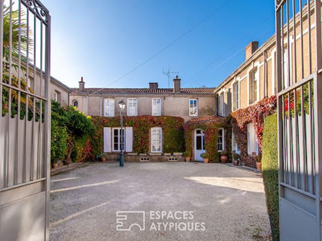 Vente Maison 11 pièces 338 m2 Cholet